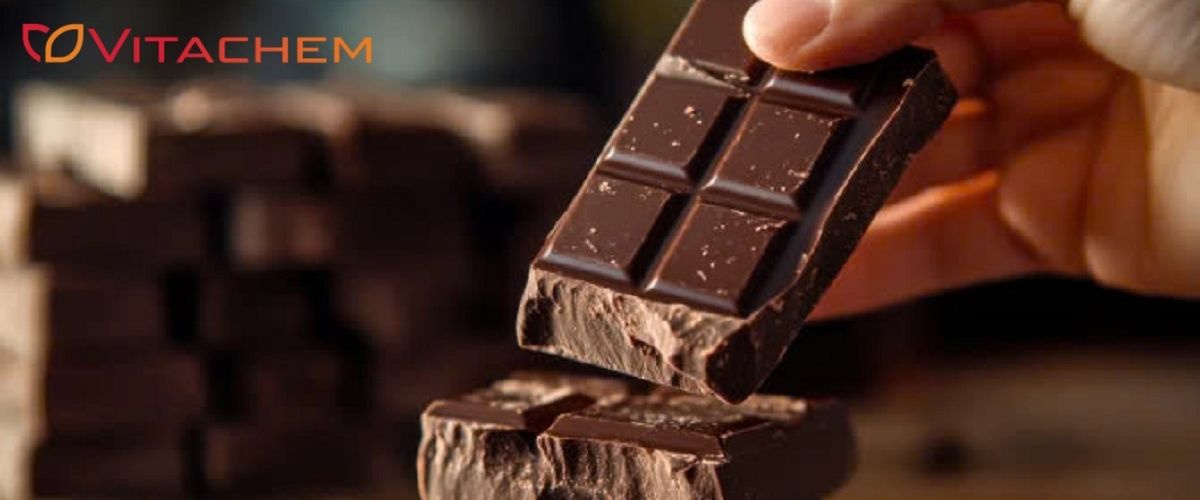 Chất béo có vai trò gì trong chocolate compound?